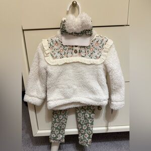 Floral Baby Outfit with Fleece Top
